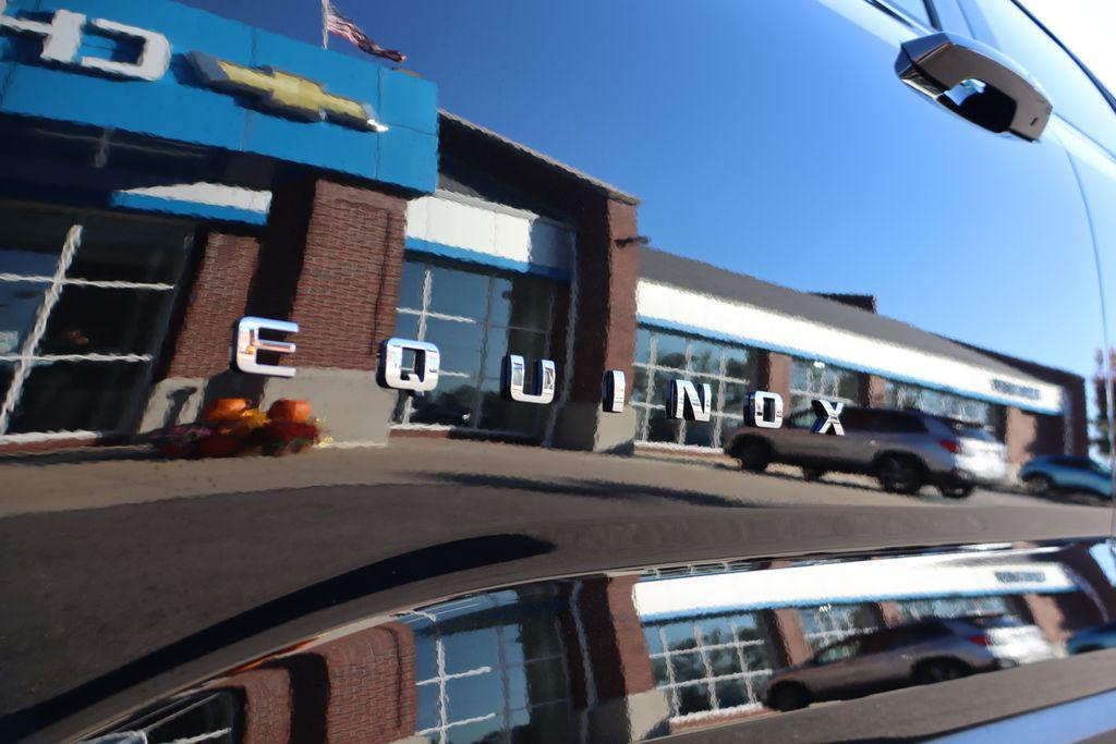 new 2026 Chevrolet Equinox car, priced at $34,090