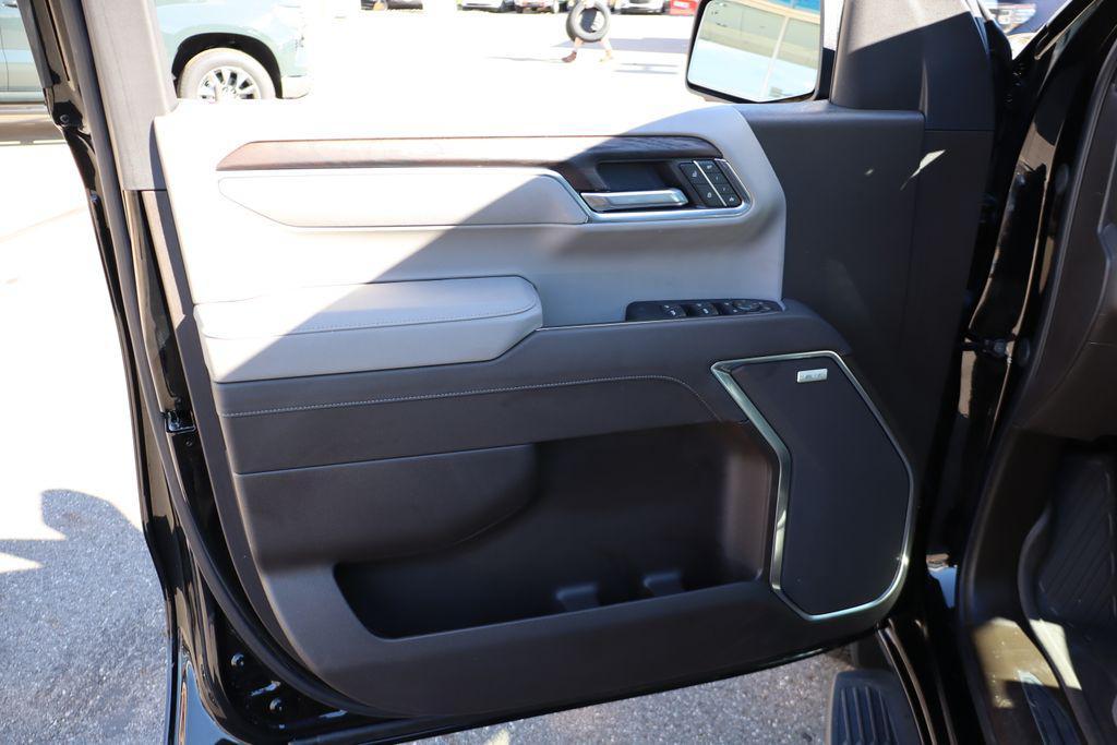 used 2025 GMC Sierra 1500 car, priced at $56,500