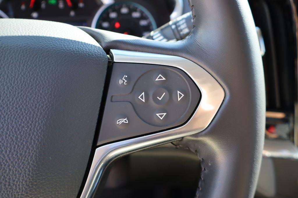 used 2020 Chevrolet Traverse car, priced at $23,900