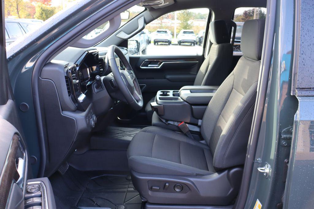 new 2026 Chevrolet Silverado 1500 car, priced at $49,326