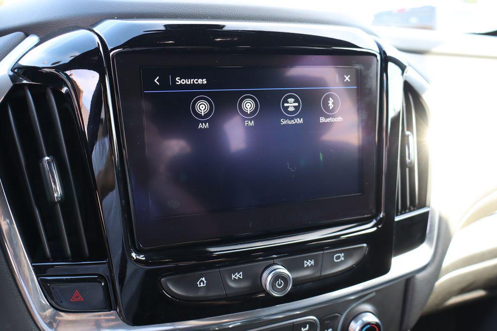 used 2023 Chevrolet Traverse car, priced at $32,550