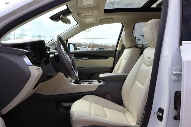 used 2022 Cadillac XT6 car, priced at $26,000