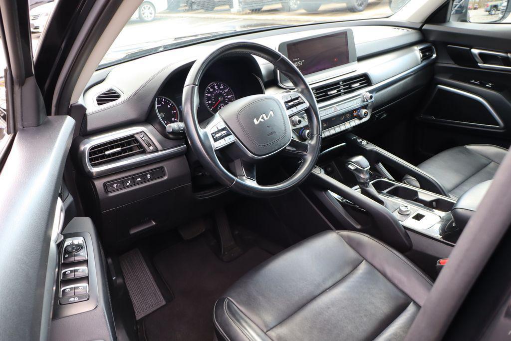 used 2022 Kia Telluride car, priced at $25,000