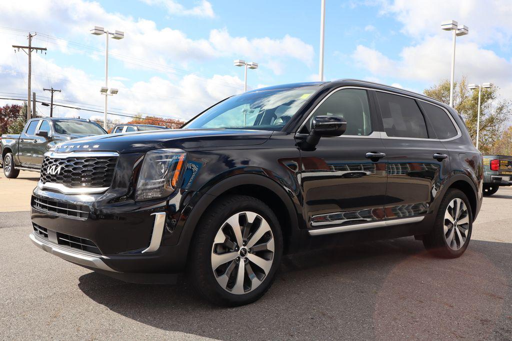 used 2022 Kia Telluride car, priced at $25,000