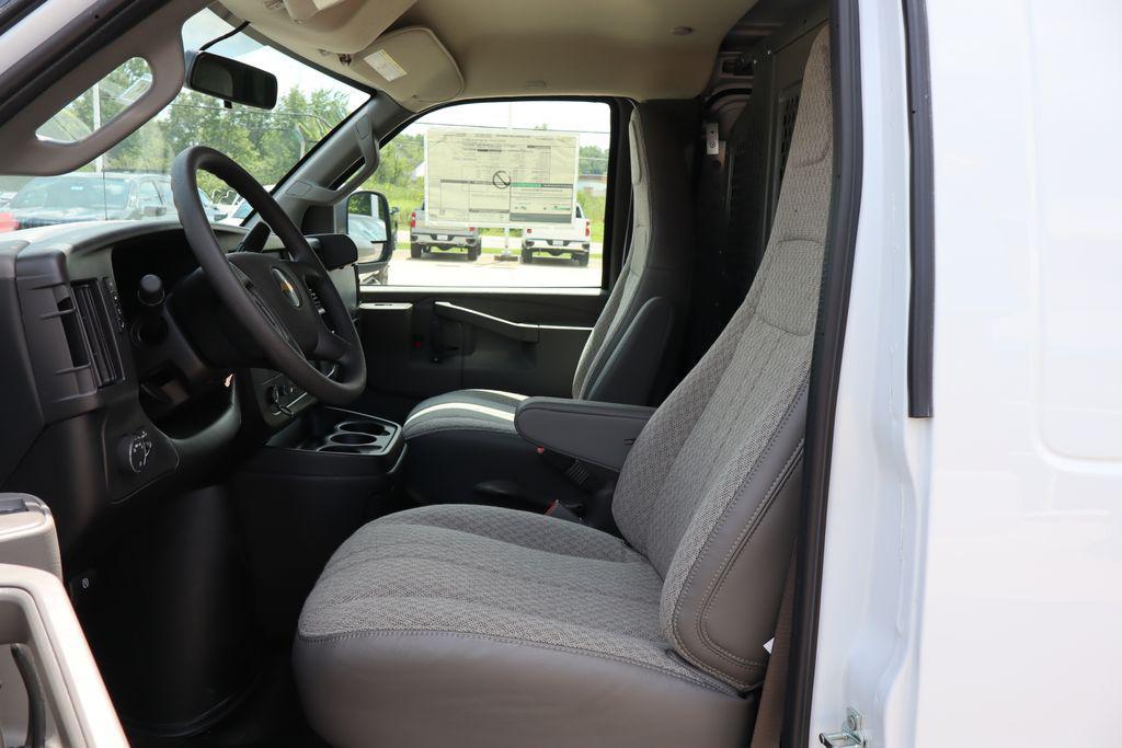new 2025 Chevrolet Express 2500 car, priced at $50,411
