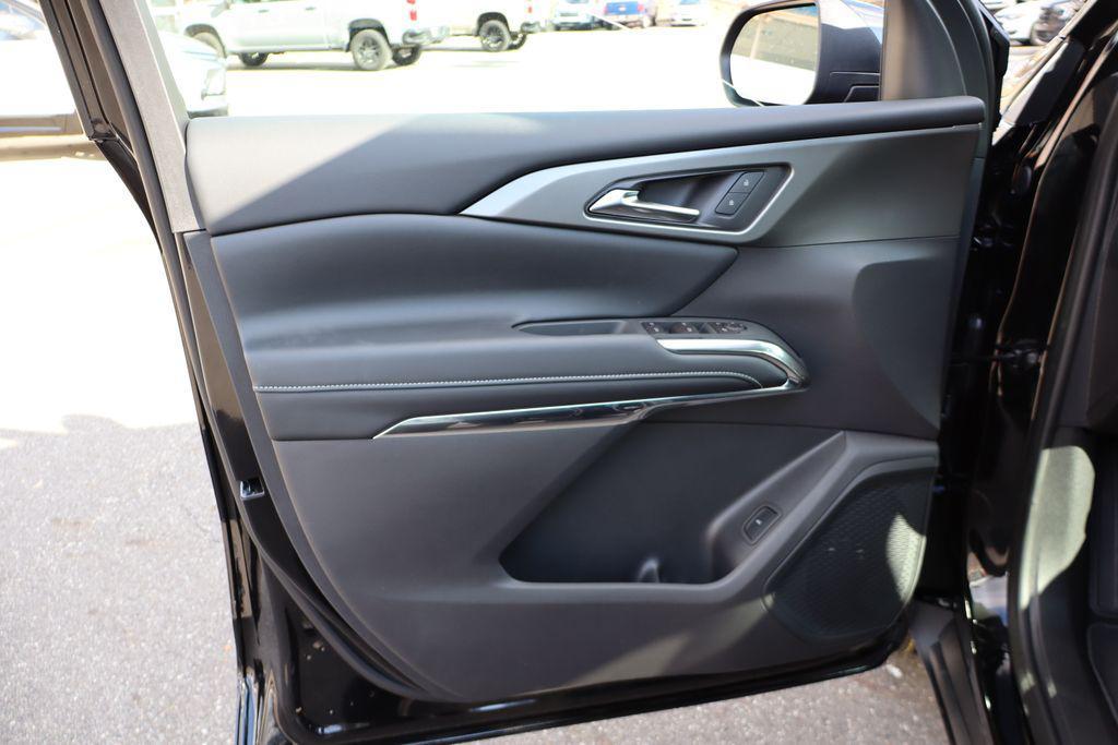 new 2026 Chevrolet Traverse car, priced at $43,169