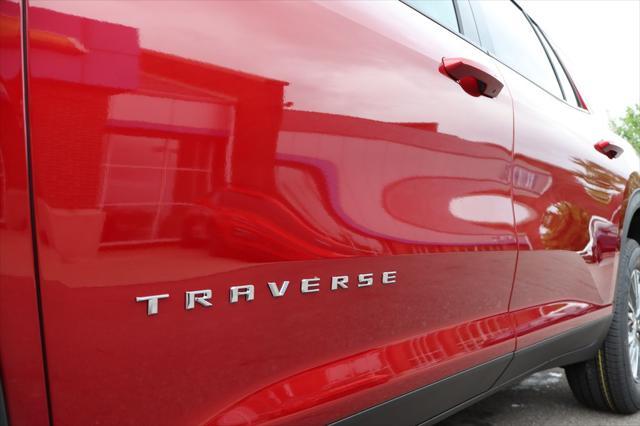 new 2025 Chevrolet Traverse car, priced at $46,555