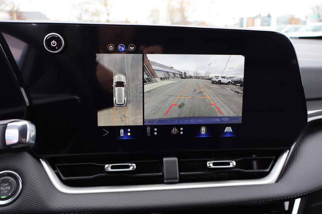 new 2026 Chevrolet Equinox car, priced at $34,090