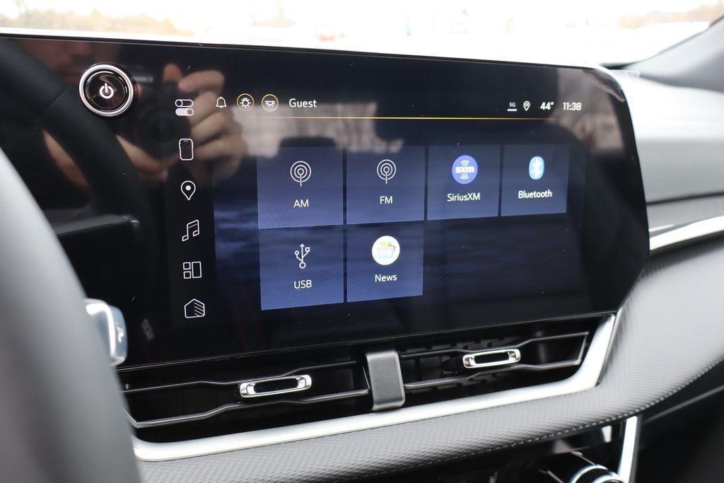 new 2026 Chevrolet Equinox car, priced at $34,090