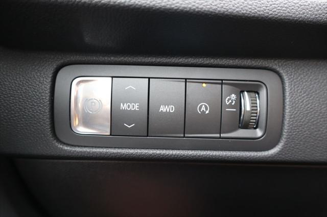 new 2025 Chevrolet Traverse car, priced at $46,185