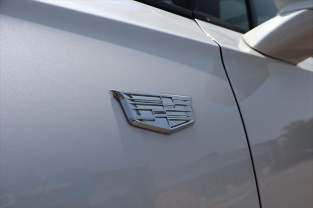used 2024 Cadillac XT6 car, priced at $55,000
