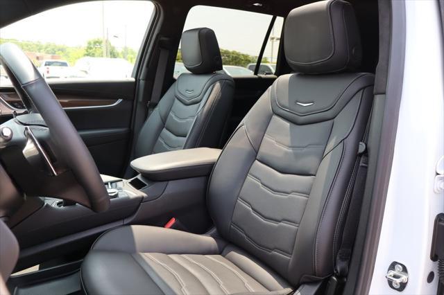 used 2024 Cadillac XT6 car, priced at $55,000