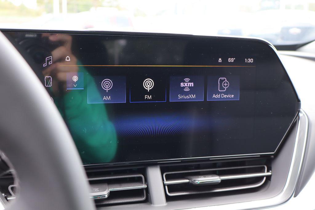 new 2025 Chevrolet Trax car, priced at $24,500