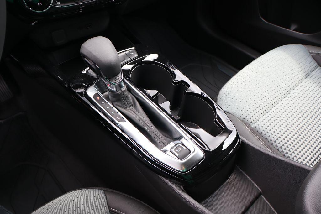 new 2025 Chevrolet Trax car, priced at $24,500