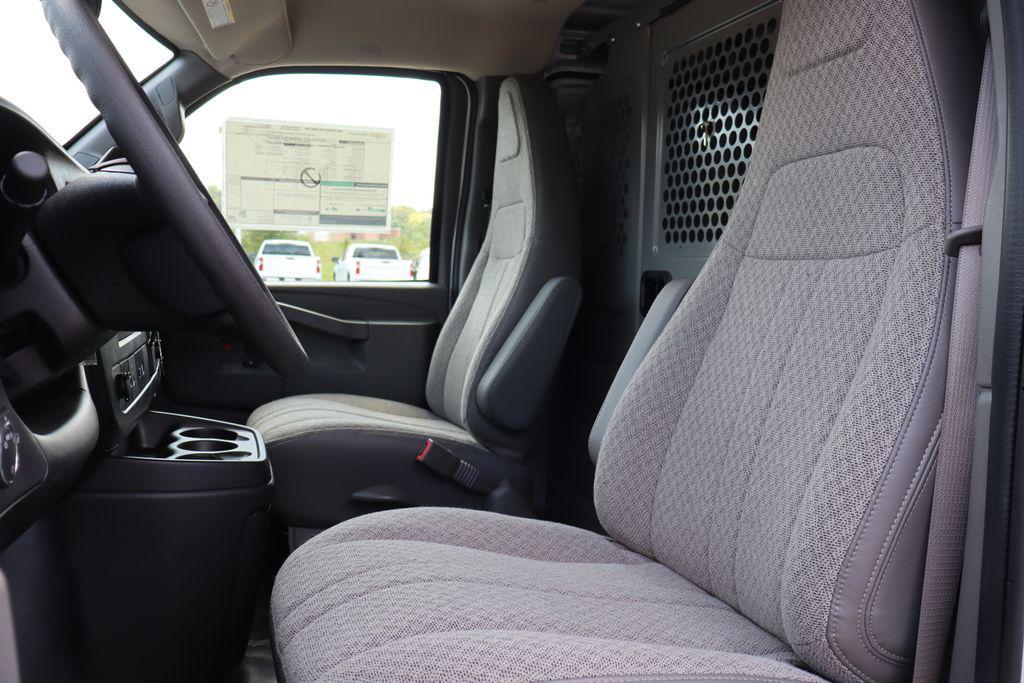 new 2025 Chevrolet Express 2500 car, priced at $49,911