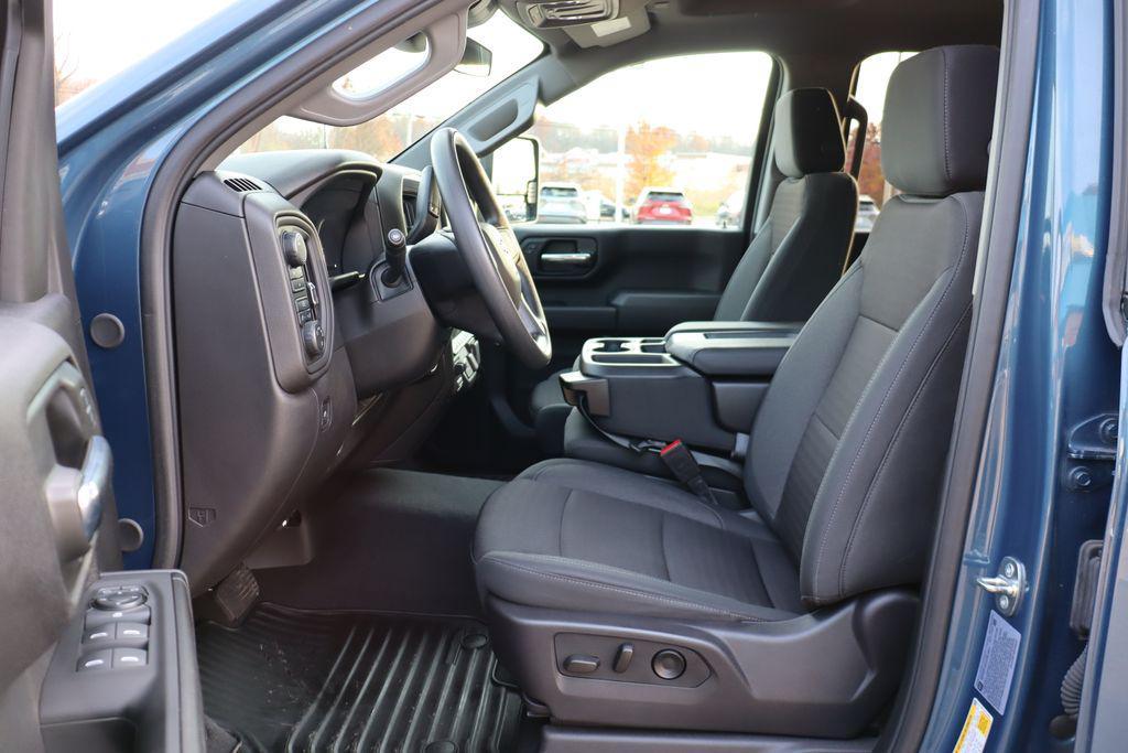 used 2024 Chevrolet Silverado 2500 car, priced at $48,900