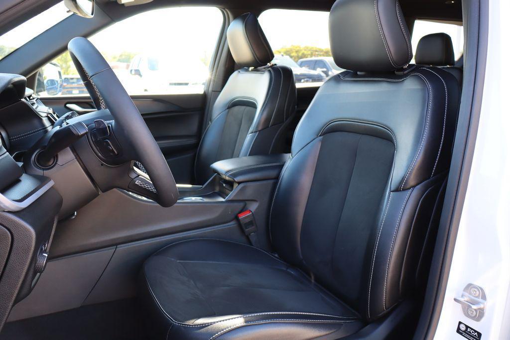 used 2024 Jeep Grand Cherokee L car, priced at $36,900