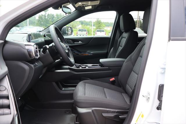 new 2026 Chevrolet Equinox car, priced at $29,998