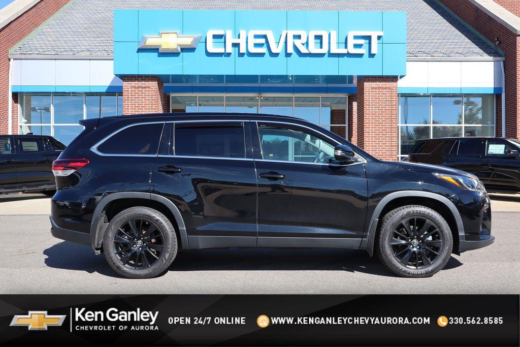 used 2019 Toyota Highlander car, priced at $26,000