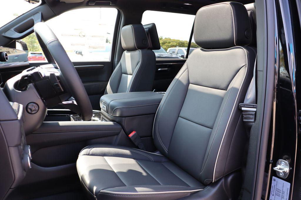 new 2025 Chevrolet Tahoe car, priced at $81,500