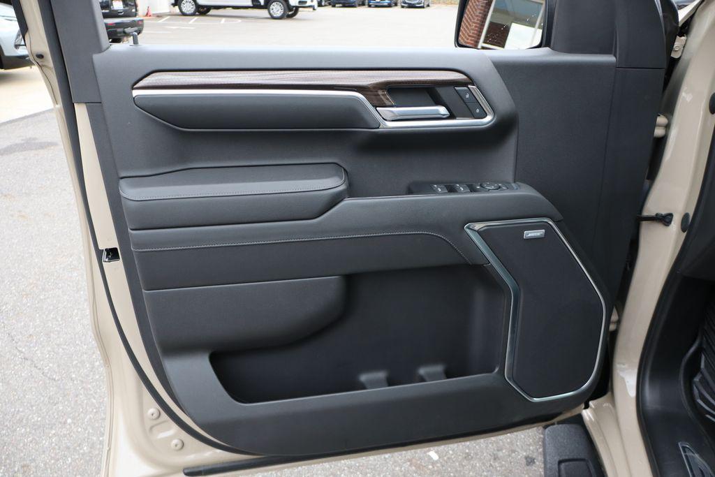 used 2022 Chevrolet Silverado 1500 car, priced at $43,500