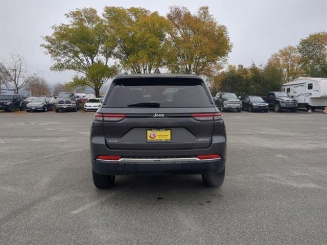 used 2023 Jeep Grand Cherokee car, priced at $36,000