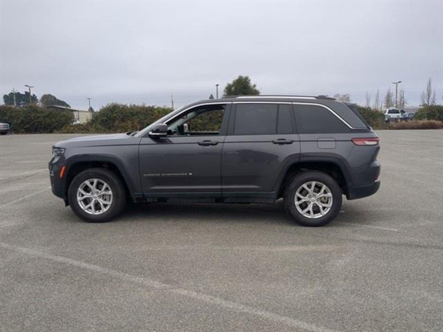 used 2023 Jeep Grand Cherokee car, priced at $36,000