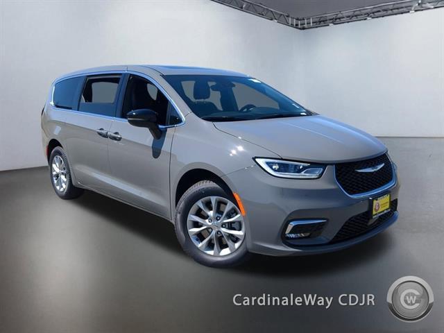 new 2025 Chrysler Pacifica car, priced at $46,645