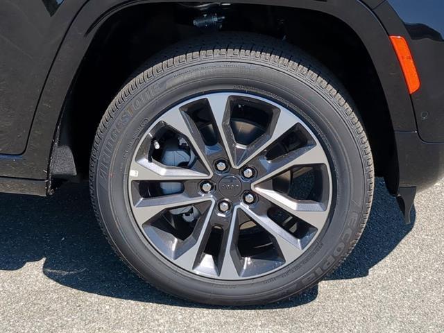 new 2025 Jeep Grand Cherokee car, priced at $66,225