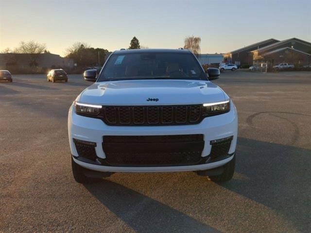 new 2025 Jeep Grand Cherokee L car, priced at $76,715