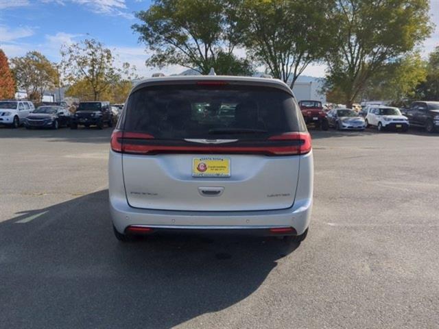 used 2022 Chrysler Pacifica car, priced at $26,596