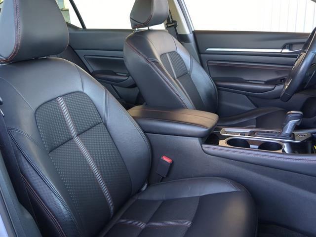 used 2023 Nissan Altima car, priced at $19,918