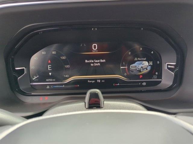 used 2024 GMC Yukon XL car, priced at $85,929