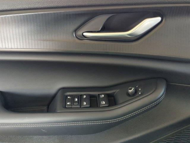 new 2025 Jeep Grand Cherokee car