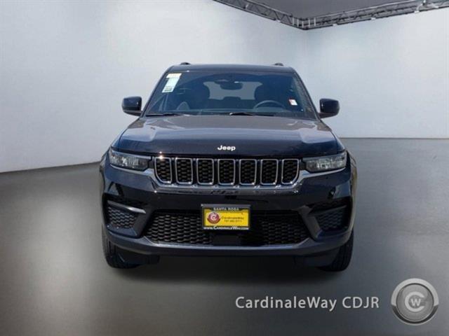 new 2024 Jeep Grand Cherokee car, priced at $37,174