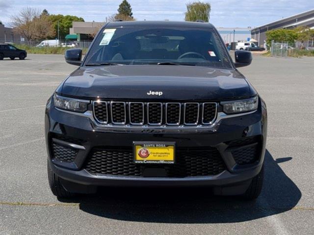 new 2024 Jeep Grand Cherokee car, priced at $41,470