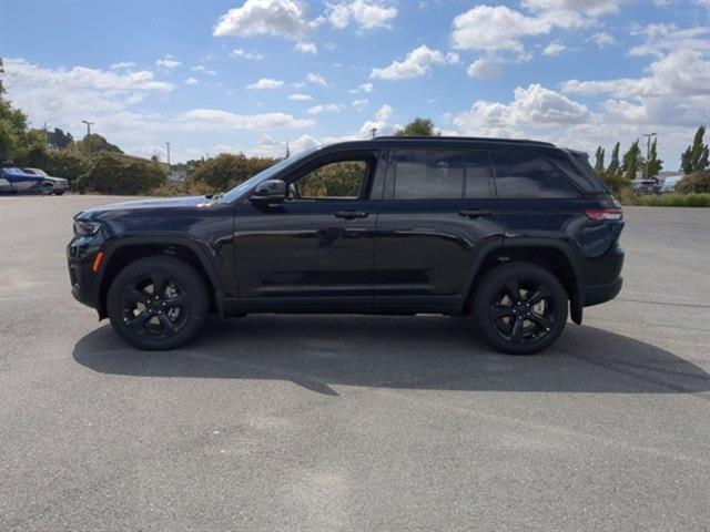 new 2024 Jeep Grand Cherokee car, priced at $46,801