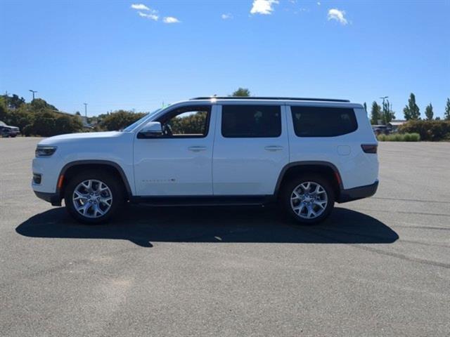 used 2022 Jeep Wagoneer car, priced at $41,977