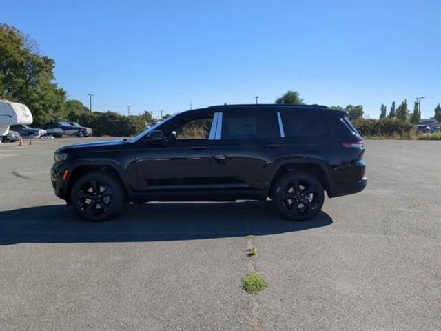 new 2024 Jeep Grand Cherokee L car, priced at $57,906