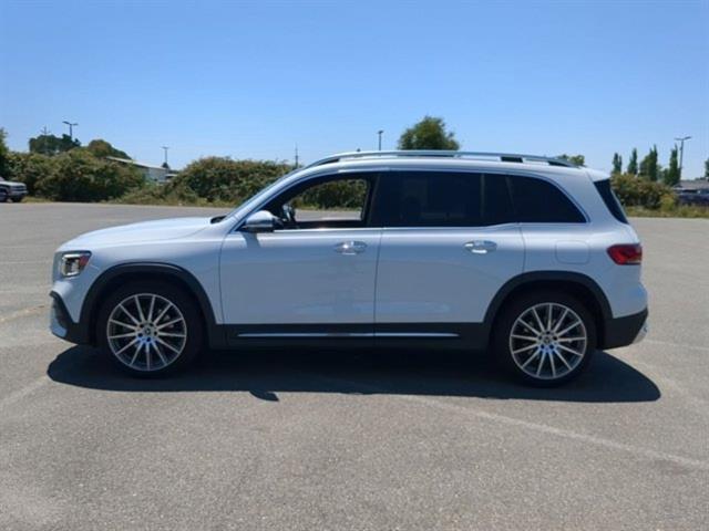 used 2022 Mercedes-Benz GLB 250 car, priced at $32,852