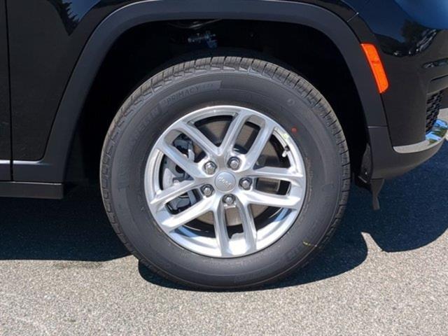 new 2024 Jeep Grand Cherokee L car, priced at $45,496