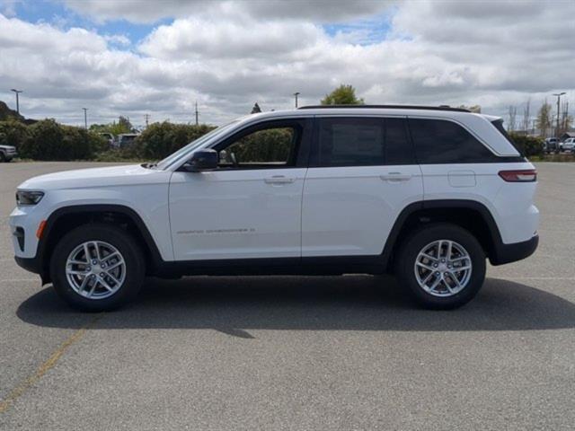 new 2024 Jeep Grand Cherokee car, priced at $40,934