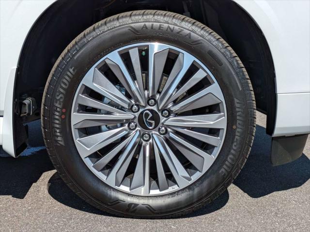 new 2025 INFINITI QX80 car, priced at $97,660