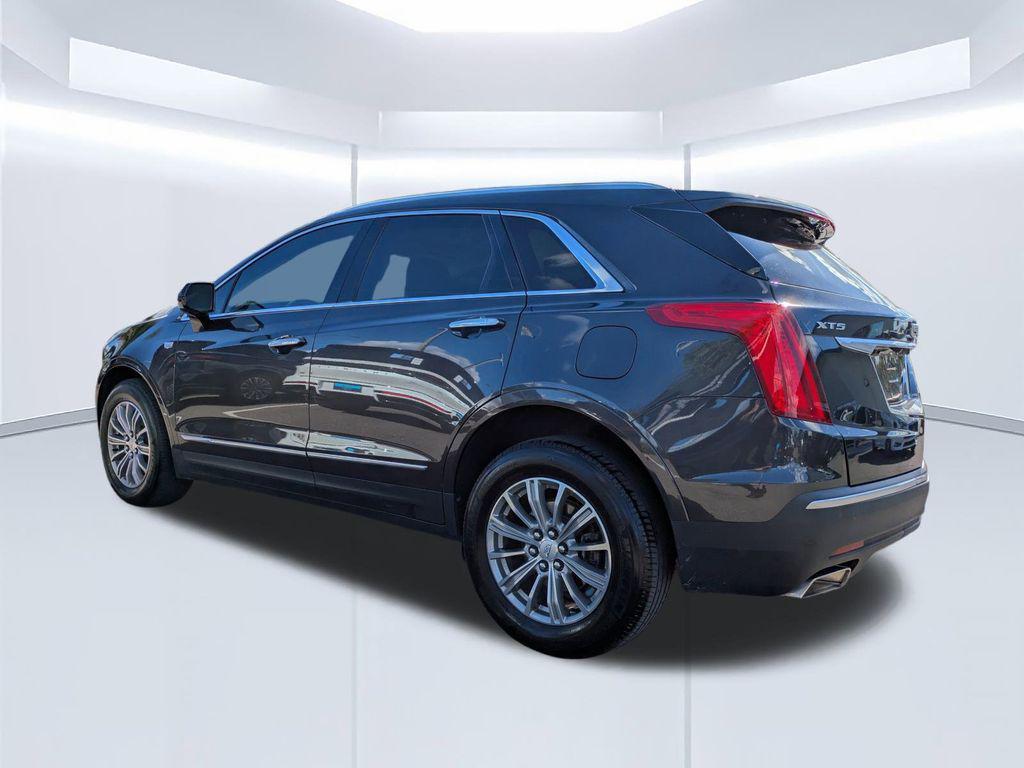 used 2017 Cadillac XT5 car, priced at $17,567