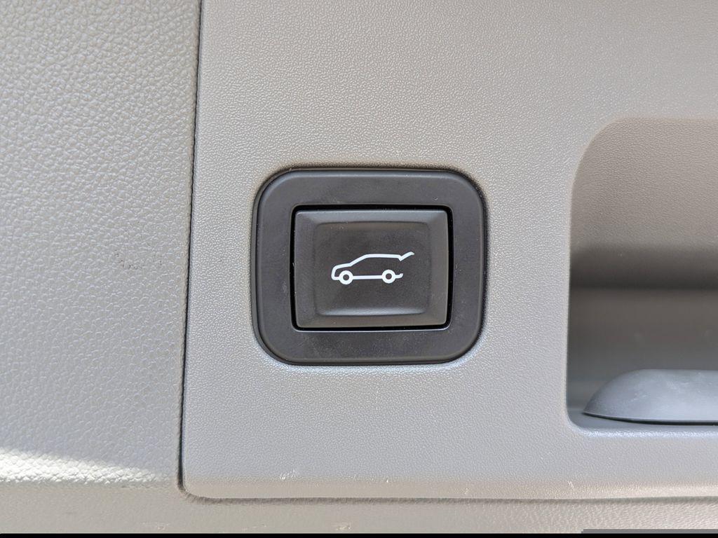 used 2017 Cadillac XT5 car, priced at $17,988