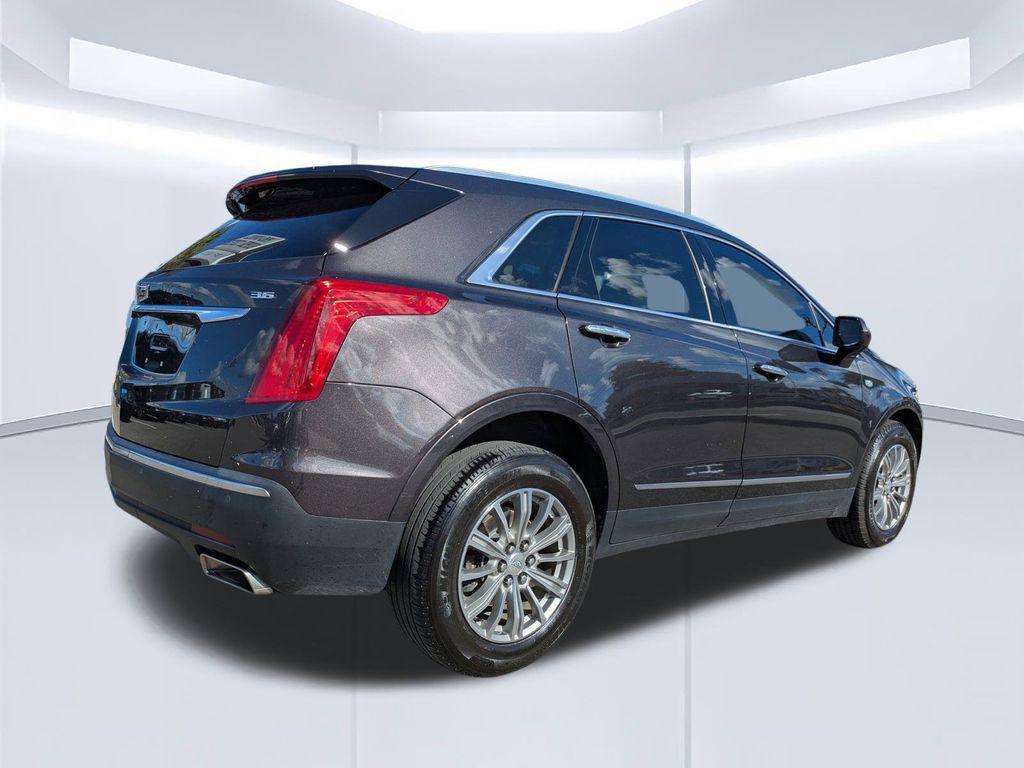 used 2017 Cadillac XT5 car, priced at $17,567