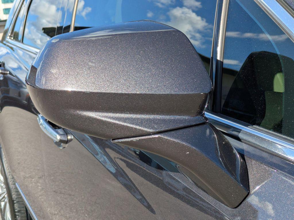 used 2017 Cadillac XT5 car, priced at $17,988