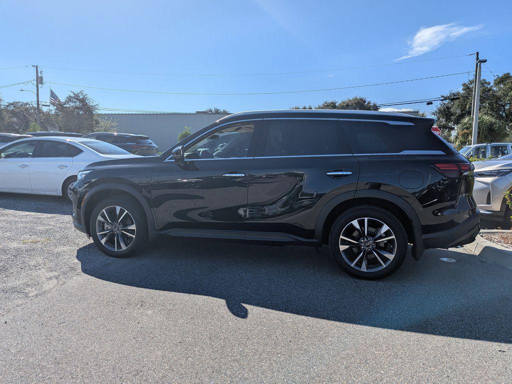 used 2025 INFINITI QX60 car, priced at $43,878