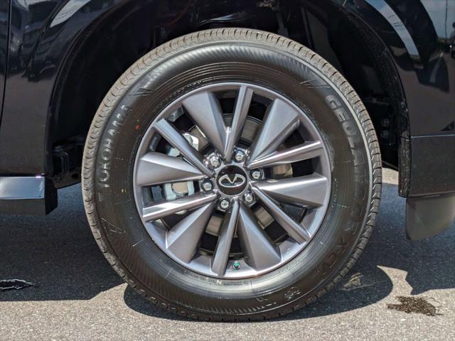 new 2025 INFINITI QX80 car, priced at $77,023
