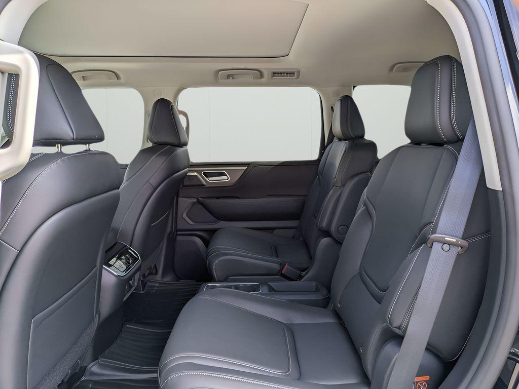 new 2025 INFINITI QX80 car, priced at $66,506